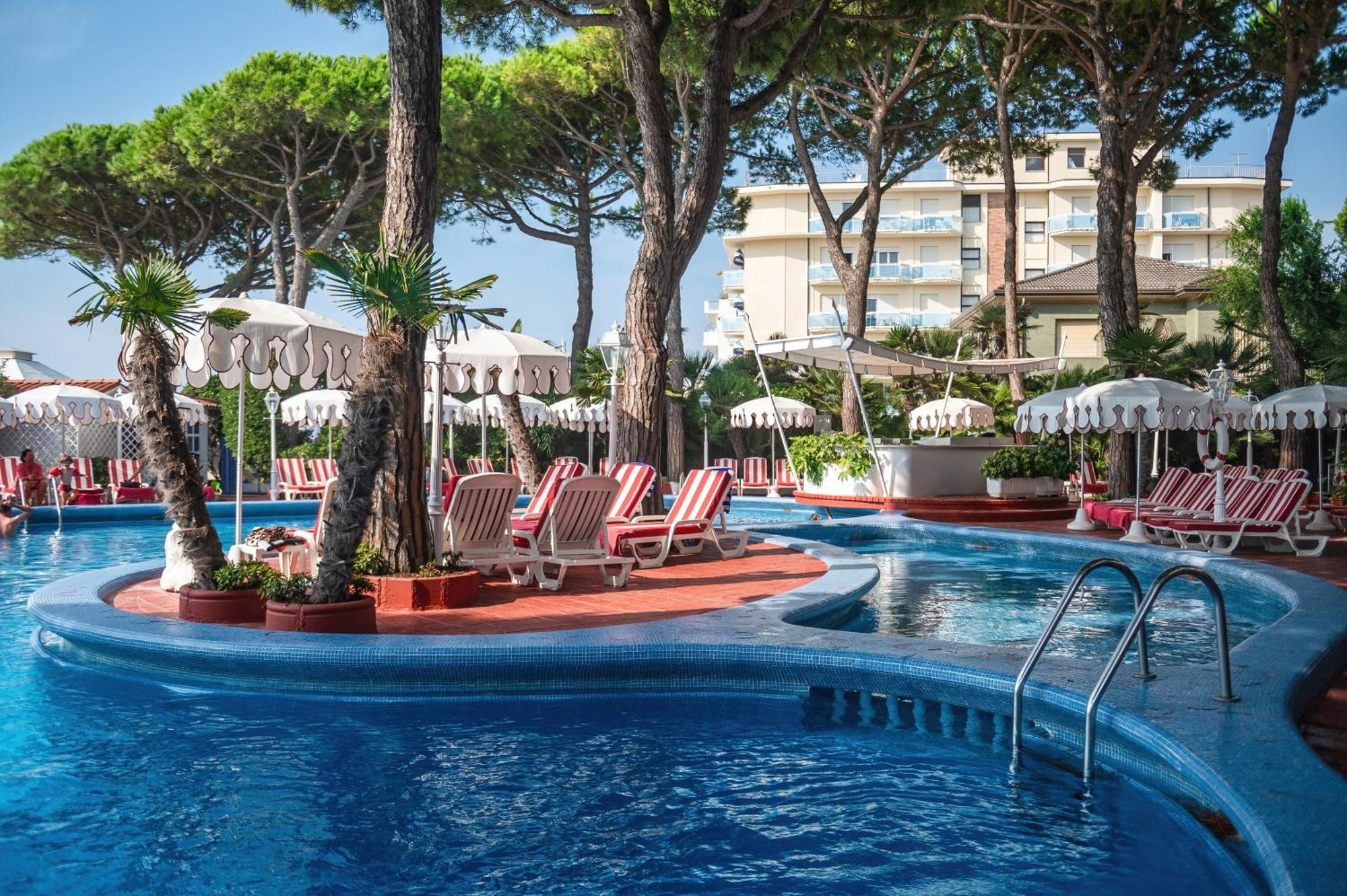 Agora Park Hotel Lido di Jesolo Ngoại thất bức ảnh