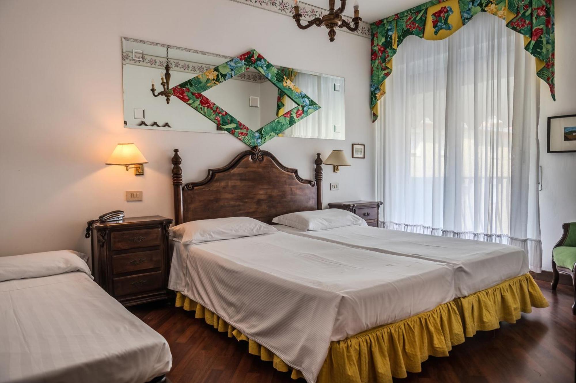 Agora Park Hotel Lido di Jesolo Ngoại thất bức ảnh