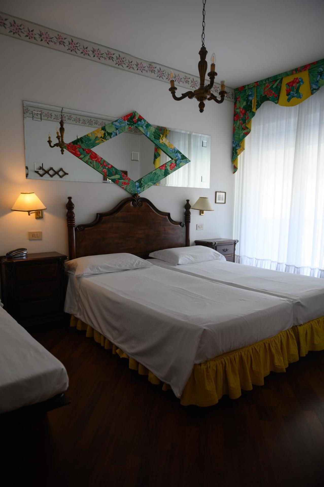 Agora Park Hotel Lido di Jesolo Ngoại thất bức ảnh