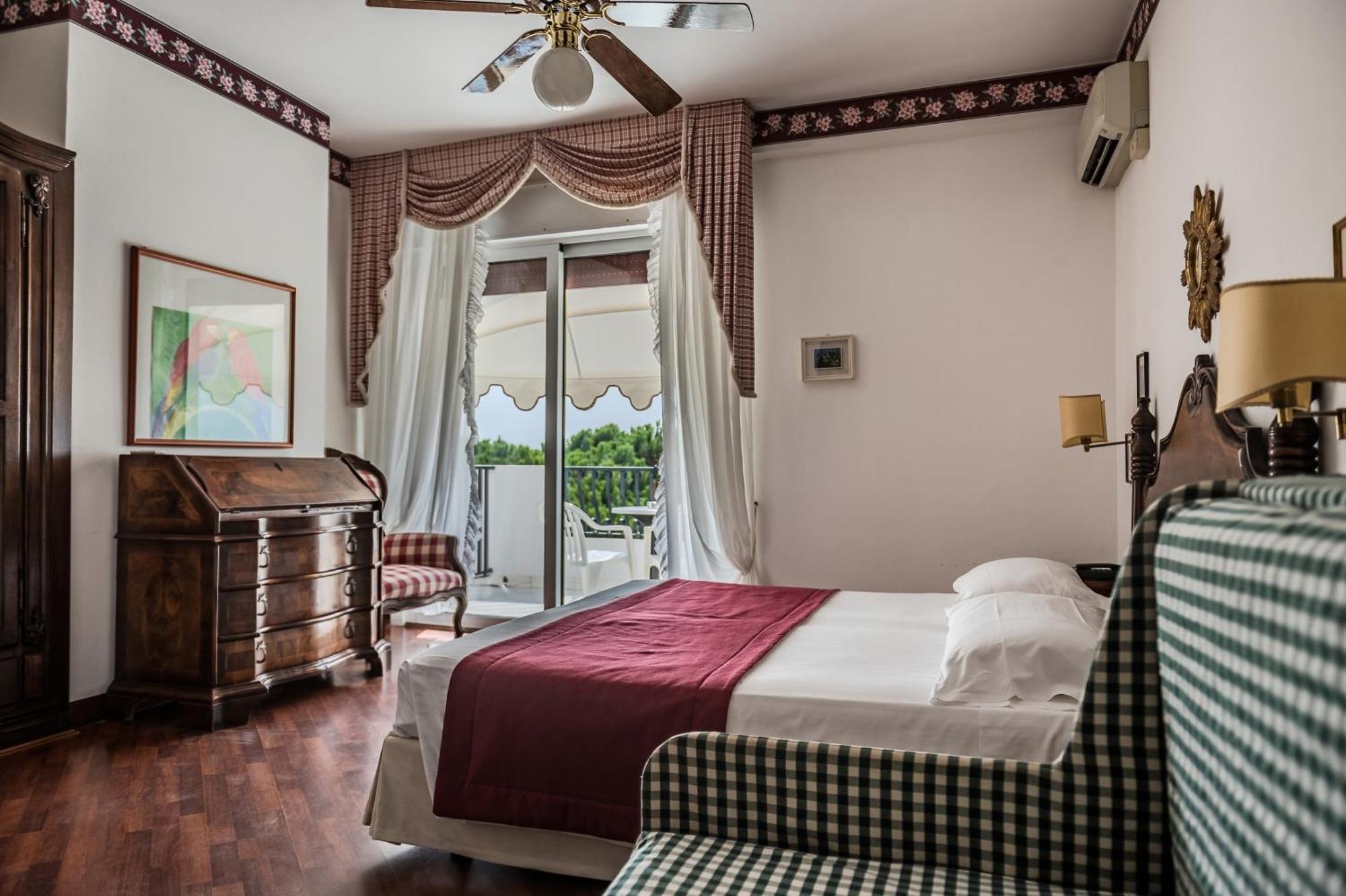 Agora Park Hotel Lido di Jesolo Ngoại thất bức ảnh