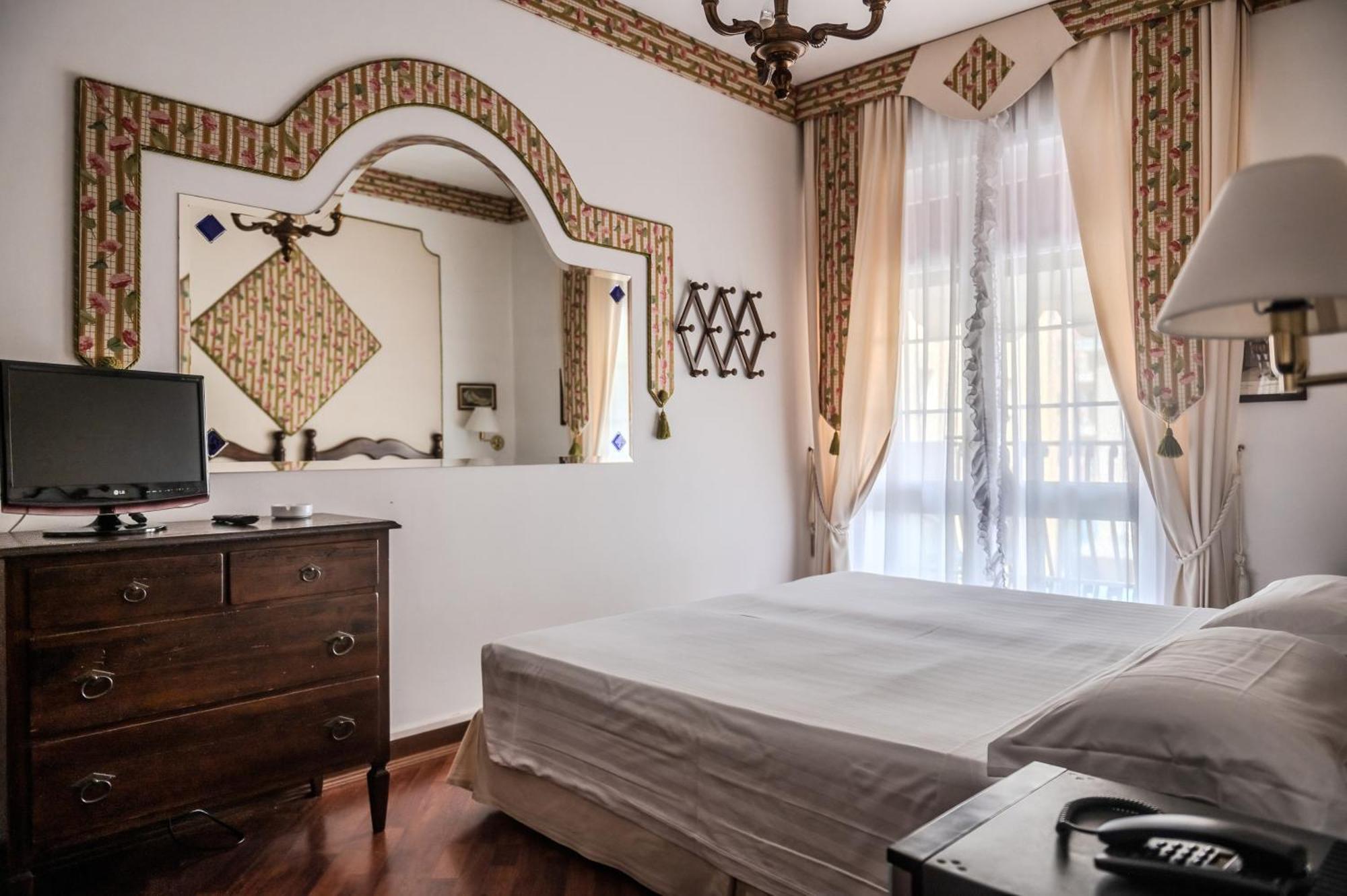 Agora Park Hotel Lido di Jesolo Ngoại thất bức ảnh